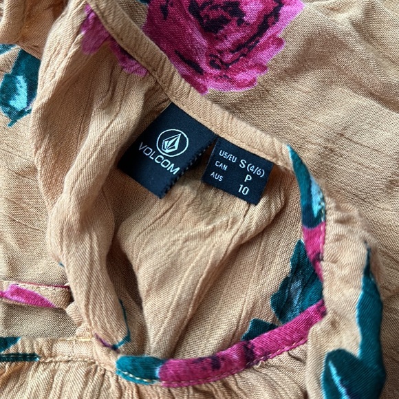 Volcom • floral racer back tank - Picture 6 of 6